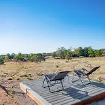 Serene Santa Fe Getaway With Hot Tub And Fireplace!